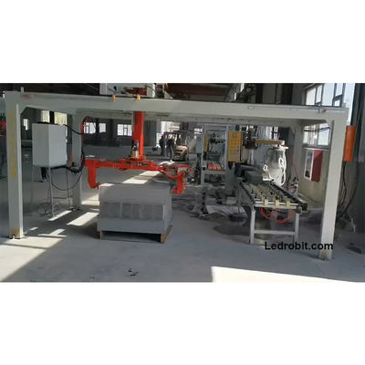 PLC automatische klemlaad- en losmachine voor het hanteren van industriële manipulatieapparatuur