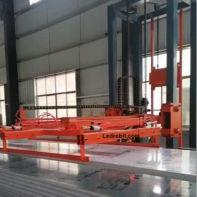 Cnc-machine voor het laden en lossen van glas-magnesiumplaten