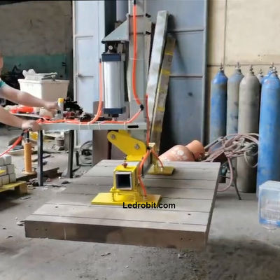 Diverse producten Halfautomatische CNC-installaties voor het laden en lossen