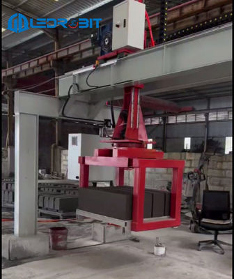 Muti Curbstone Automatische laad- en losmachine voor de productie van automatische curbstones